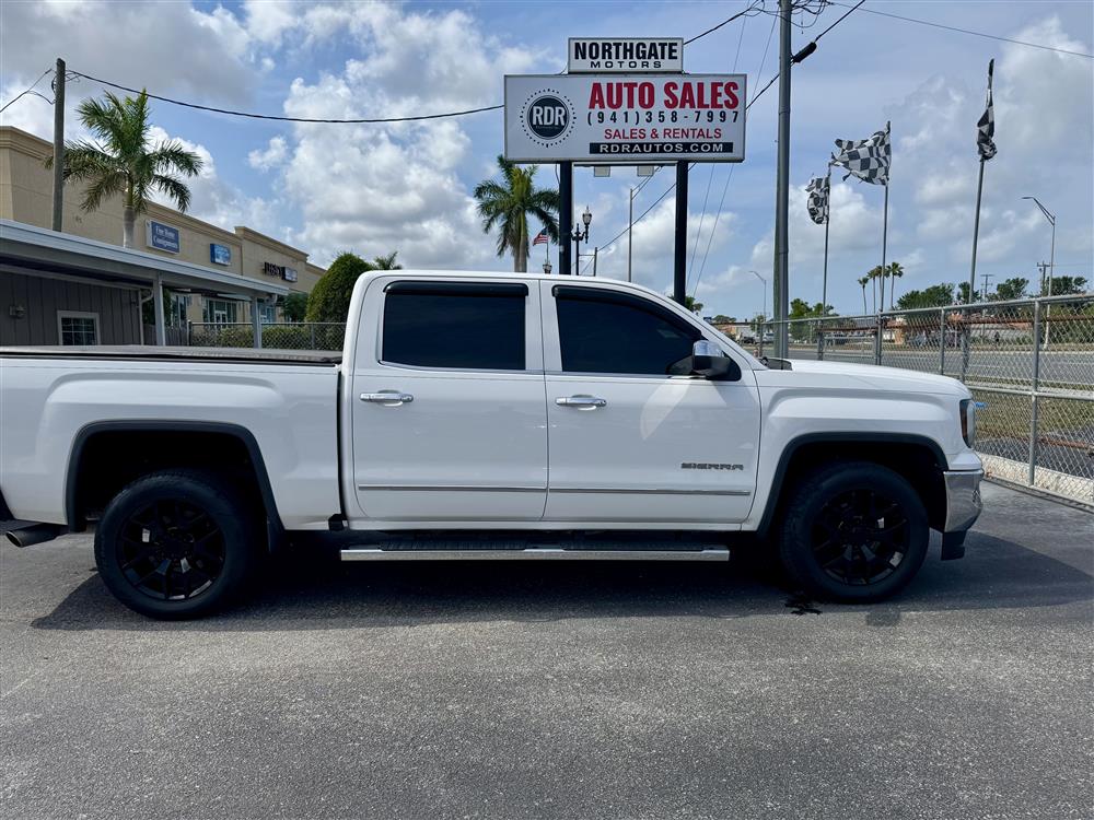 2017 GMC SIERRE 1500 SLT 5.3L